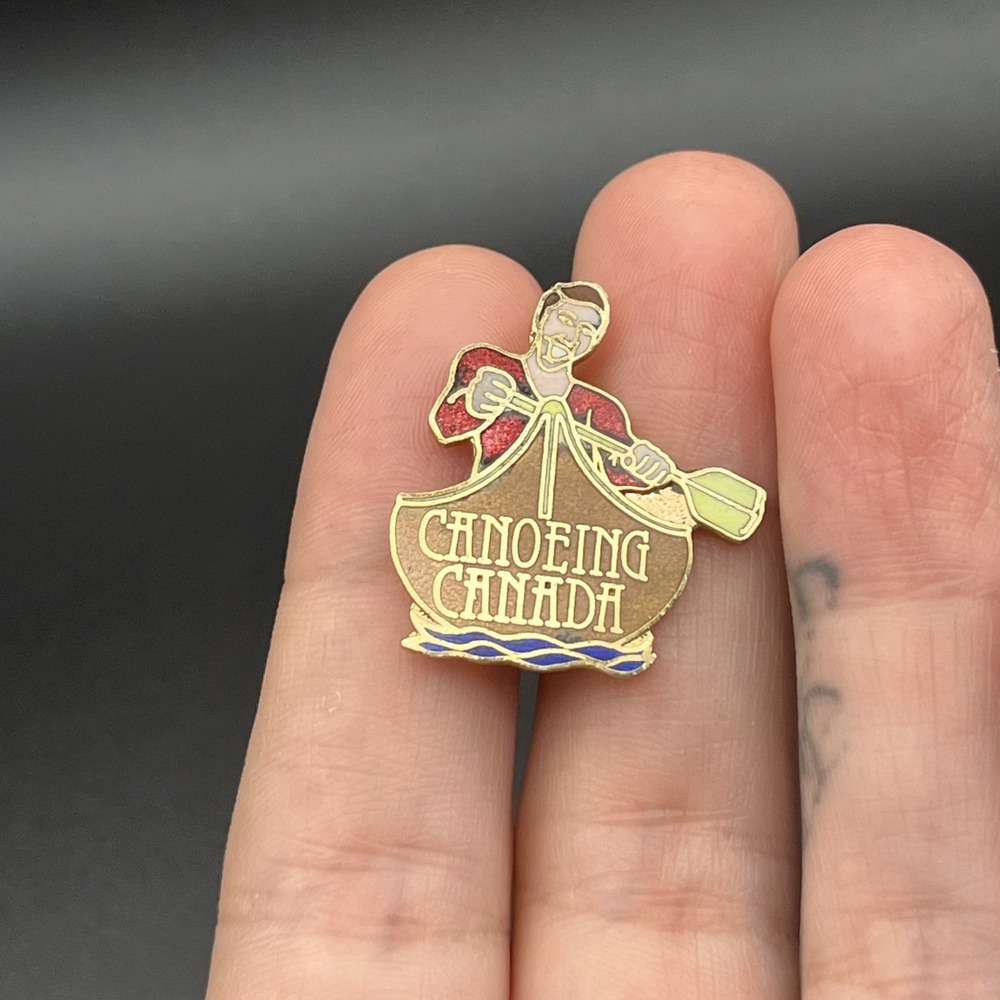 Vintage Canoeing Canada Boat Paddle Lapel Hat Pin